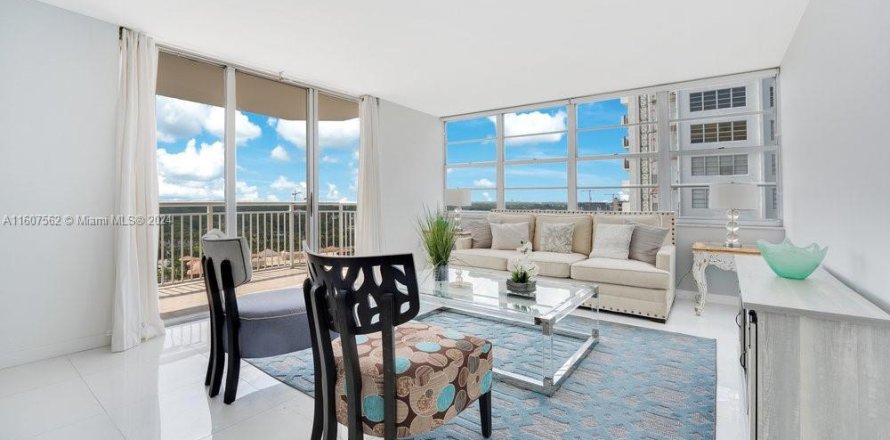 Condo in Aventura, Florida, 2 bedrooms  № 1229037