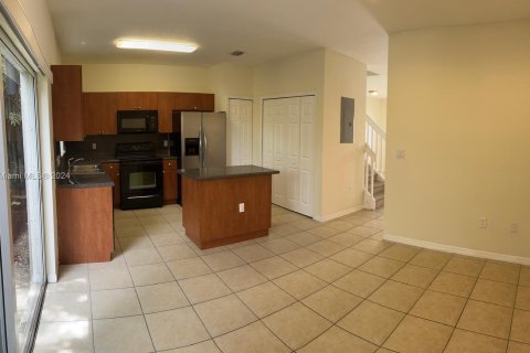 Townhouse in Homestead, Florida 3 bedrooms, 140.19 sq.m. № 1368703 - photo 7