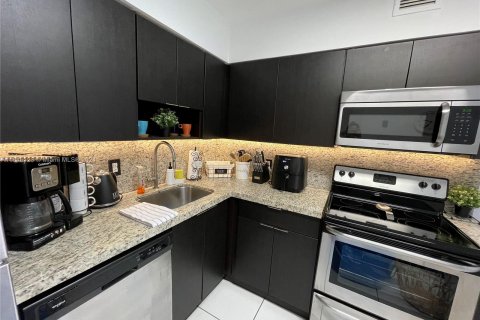 Condominio en venta en Miami Beach, Florida, 2 dormitorios, 92.9 m2 № 1328952 - foto 4