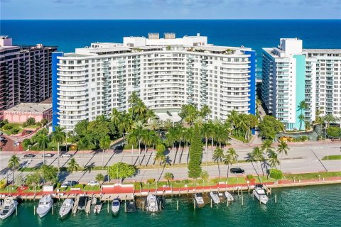 Copropriété à vendre à Miami Beach, Floride: 2 chambres, 92.9 m2 № 1328952 - photo 1