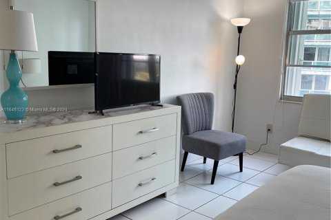 Copropriété à vendre à Miami Beach, Floride: 2 chambres, 92.9 m2 № 1328952 - photo 12