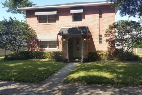 Propiedad comercial en venta en Tampa, Florida, 4 dormitorios, 321.35 m2 № 1404770 - foto 3