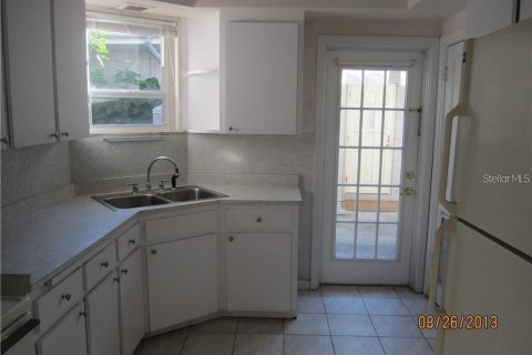 Immobilier commercial à vendre à Tampa, Floride: 4 chambres, 321.35 m2 № 1404770 - photo 20