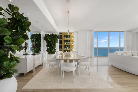 Condo in Sunny Isles Beach, Florida, 4 bedrooms  № 1368830 - photo 10