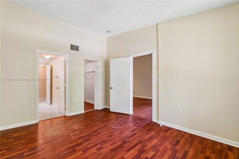 Condo in Davie, Florida, 2 bedrooms  № 1177641 - photo 12