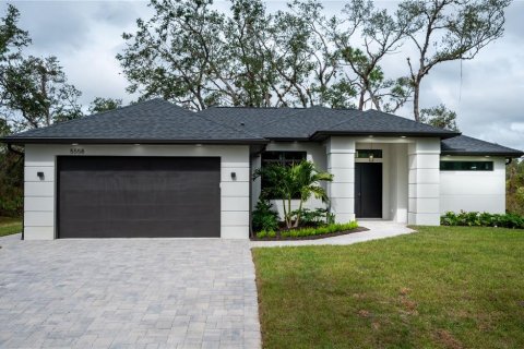 Villa ou maison à vendre à North Port, Floride: 3 chambres, 166.2 m2 № 1194912 - photo 2