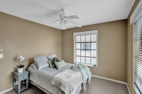 Condominio en venta en Fort Lauderdale, Florida, 2 dormitorios, 81.29 m2 № 643167 - foto 18