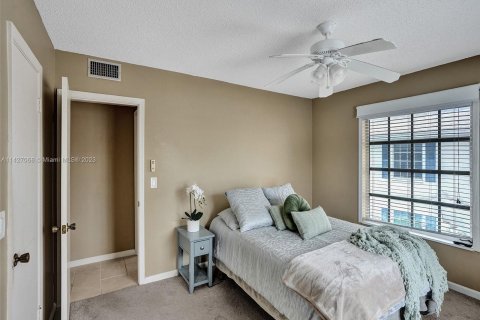 Copropriété à vendre à Fort Lauderdale, Floride: 2 chambres, 81.29 m2 № 643167 - photo 19
