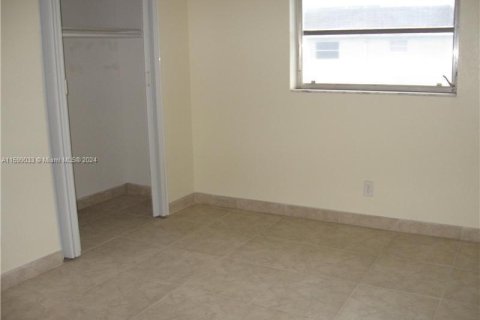 Condominio en venta en Dania Beach, Florida, 2 dormitorios, 90.12 m2 № 1208466 - foto 4