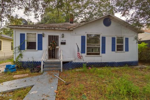 House in Jacksonville, Florida 3 bedrooms, 87.79 sq.m. № 879968 - photo 1