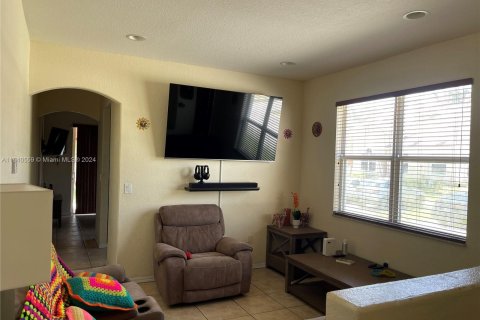 Townhouse in Homestead, Florida 3 bedrooms, 116.13 sq.m. № 1316362 - photo 4