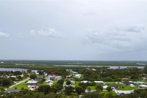 Villa ou maison à vendre à Punta Gorda, Floride: 3 chambres, 148.27 m2 № 1324177 - photo 2