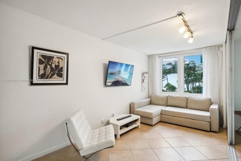 Condominio en venta en Miami Beach, Florida, 61.32 m2 № 1233298 - foto 19