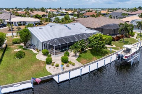 Villa ou maison à vendre à Punta Gorda, Floride: 3 chambres, 212.93 m2 № 1317895 - photo 5