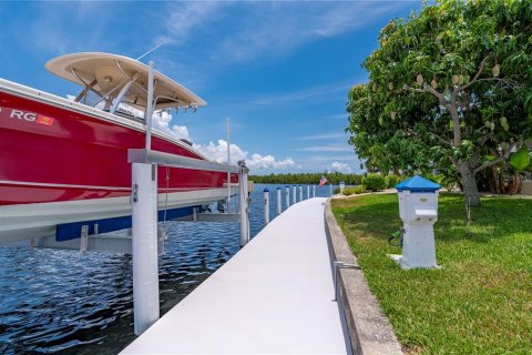 Villa ou maison à vendre à Punta Gorda, Floride: 3 chambres, 212.93 m2 № 1317895 - photo 12