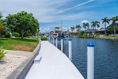 Villa ou maison à vendre à Punta Gorda, Floride: 3 chambres, 212.93 m2 № 1317895 - photo 10