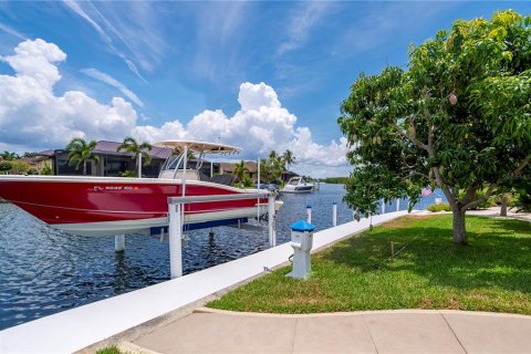 Villa ou maison à vendre à Punta Gorda, Floride: 3 chambres, 212.93 m2 № 1317895 - photo 9