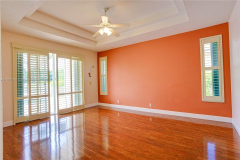 Villa ou maison à vendre à Coral Springs, Floride: 4 chambres, 240.43 m2 № 1240128 - photo 30