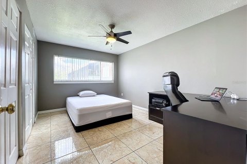 Condo in Orlando, Florida, 1 bedroom  № 1327365 - photo 26