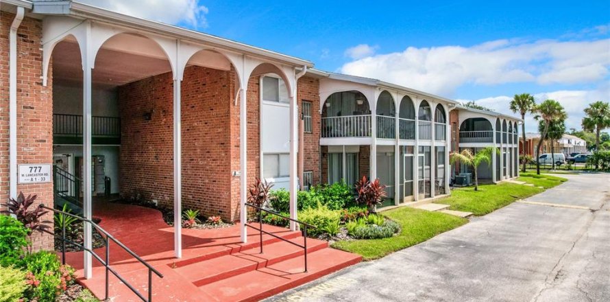 Condominio en Orlando, Florida, 1 dormitorio  № 1327365