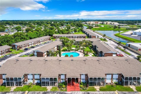 Condo in Orlando, Florida, 1 bedroom  № 1327365 - photo 4