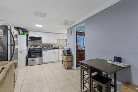 Villa ou maison à vendre à Tampa, Floride: 4 chambres, 110.46 m2 № 1366871 - photo 7