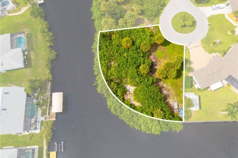 Terreno en venta en Port Charlotte, Florida № 1323757 - foto 6