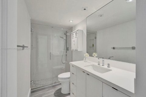 Condo in Key Biscayne, Florida, 3 bedrooms  № 983668 - photo 21