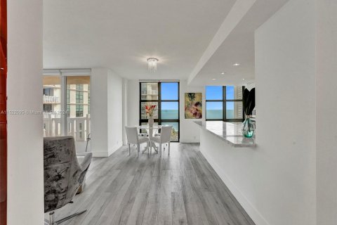 Copropriété à vendre à Key Biscayne, Floride: 3 chambres, 165.55 m2 № 983668 - photo 12