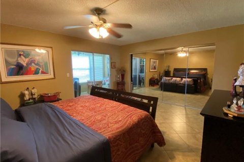 Condo in Deerfield Beach, Florida, 1 bedroom  № 378288 - photo 28