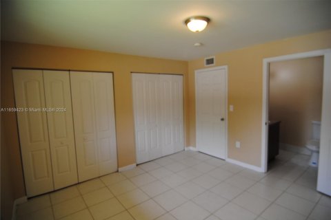 Townhouse in Homestead, Florida 3 bedrooms, 105.91 sq.m. № 1364136 - photo 7