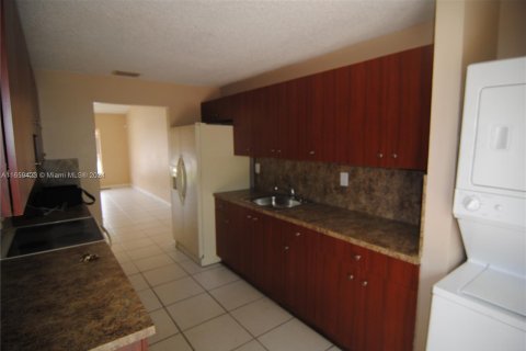 Touwnhouse à vendre à Homestead, Floride: 3 chambres, 105.91 m2 № 1364136 - photo 3