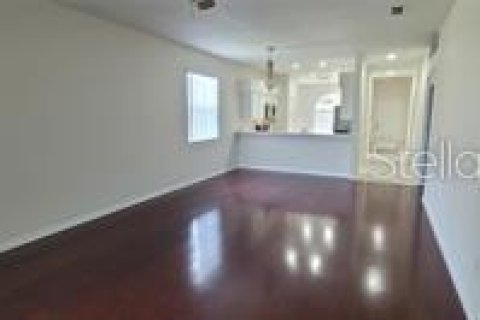 Casa en alquiler en Kissimmee, Florida, 2 dormitorios, 131.64 m2 № 1387212 - foto 3