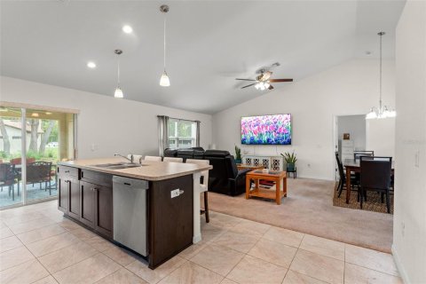 Casa en venta en Spring Hill, Florida, 4 dormitorios, 181.62 m2 № 1387213 - foto 10