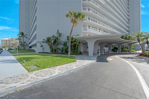 Condo in Fort Lauderdale, Florida, 3 bedrooms  № 959205 - photo 5