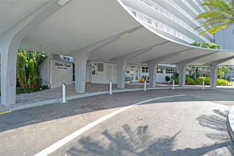 Condo in Fort Lauderdale, Florida, 3 bedrooms  № 959205 - photo 4