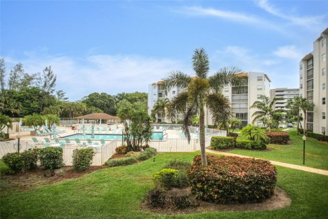 Condominio en venta en Lauderhill, Florida, 2 dormitorios, 117.06 m2 № 1005461 - foto 19