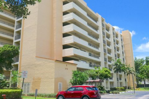 Condominio en venta en Lauderhill, Florida, 2 dormitorios, 117.06 m2 № 1005461 - foto 16