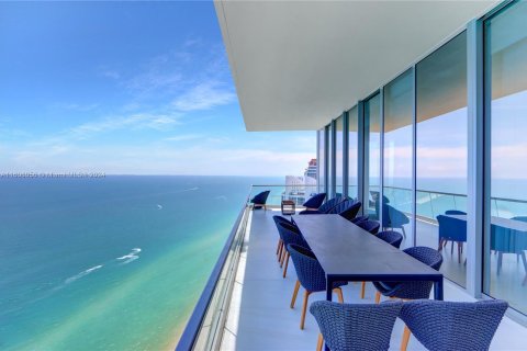 Condo in Sunny Isles Beach, Florida, 4 bedrooms  № 1229670 - photo 12