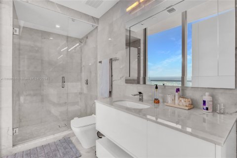 Condo in Sunny Isles Beach, Florida, 4 bedrooms  № 1229670 - photo 28