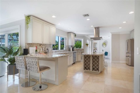 House in Fort Lauderdale, Florida 6 bedrooms, 401.52 sq.m. № 1229693 - photo 21