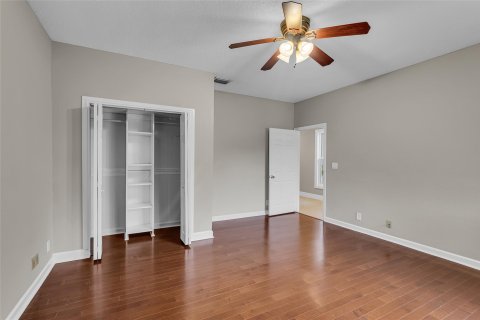 Casa en venta en Coral Springs, Florida, 5 dormitorios, 392.23 m2 № 1229081 - foto 27