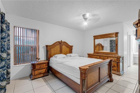 Casa en venta en Miami, Florida, 3 dormitorios, 163.6 m2 № 1321127 - foto 9