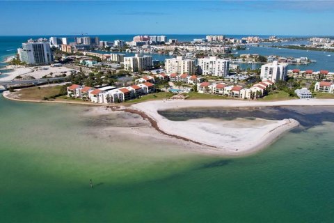 Condominio en venta en Clearwater, Florida, 2 dormitorios, 121.7 m2 № 1262576 - foto 27