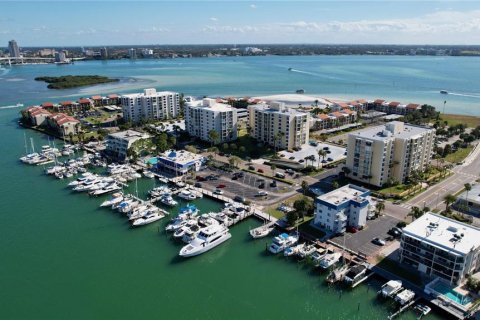 Condominio en venta en Clearwater, Florida, 2 dormitorios, 121.7 m2 № 1262576 - foto 24