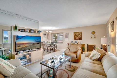 Condo in Delray Beach, Florida, 1 bedroom  № 882400 - photo 26