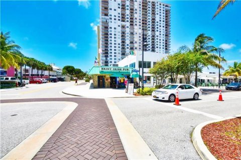 Condo in Pompano Beach, Florida, 1 bedroom  № 1121438 - photo 29