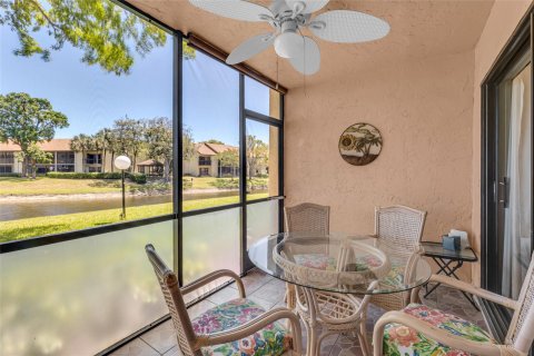 Copropriété à vendre à Deerfield Beach, Floride: 2 chambres, 102.19 m2 № 1121437 - photo 13