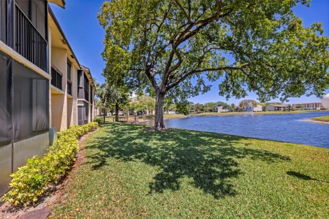 Copropriété à vendre à Deerfield Beach, Floride: 2 chambres, 102.19 m2 № 1121437 - photo 20