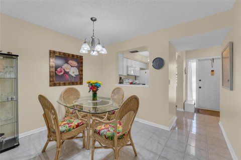 Condo in Deerfield Beach, Florida, 2 bedrooms  № 1121437 - photo 11